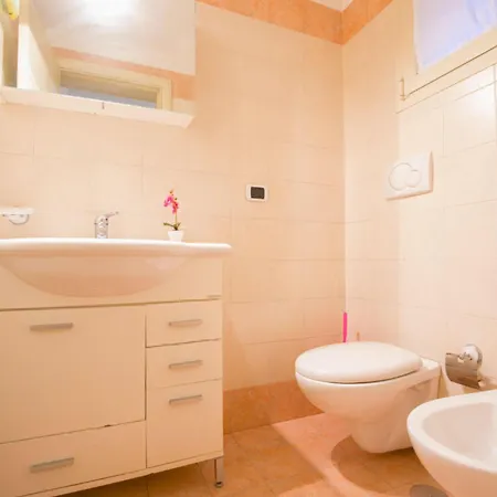 Casa-puccini-altstadt-5-minuten-|-8-km-meer Holiday home